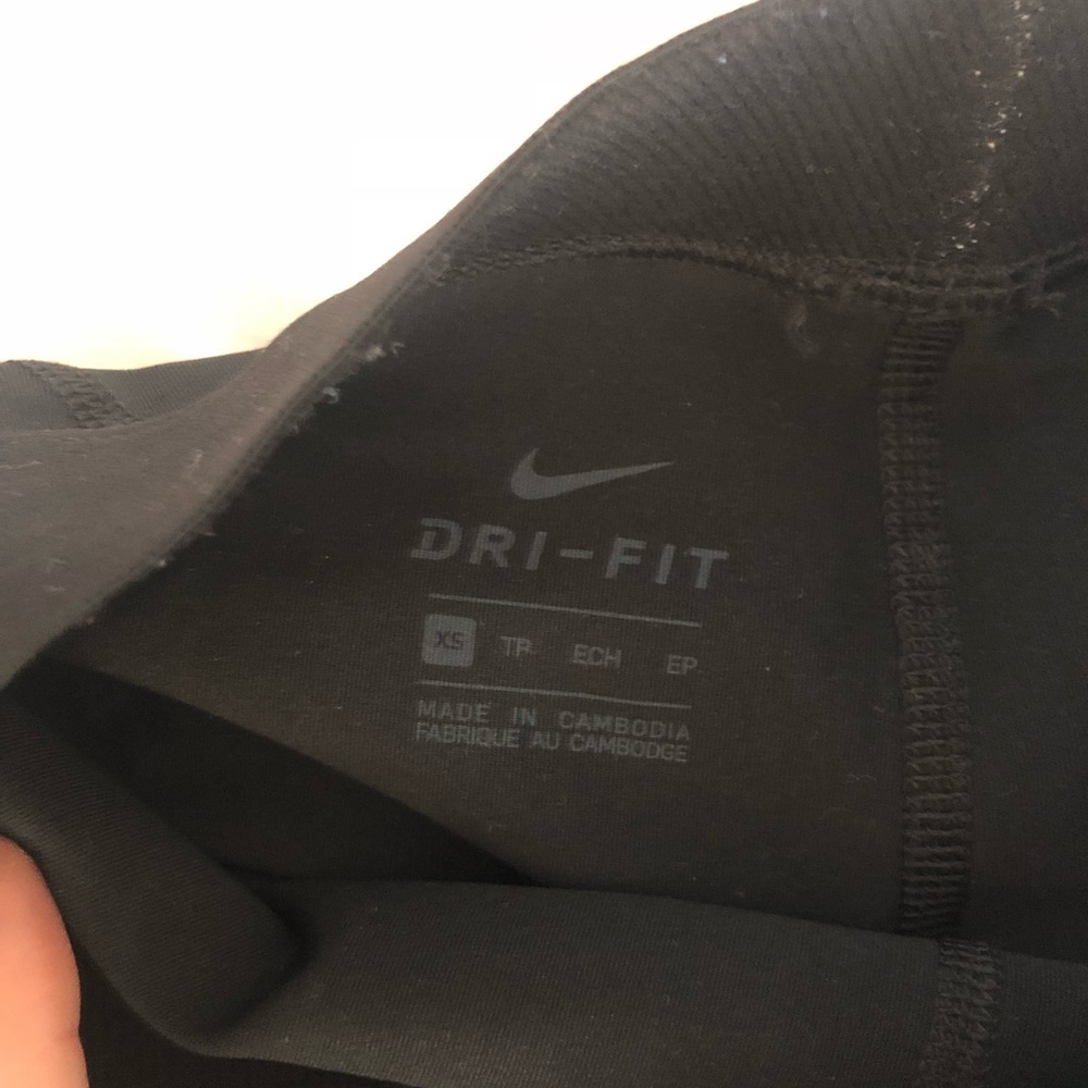 NWOT Black Nike Pros - Picture 2 of 5